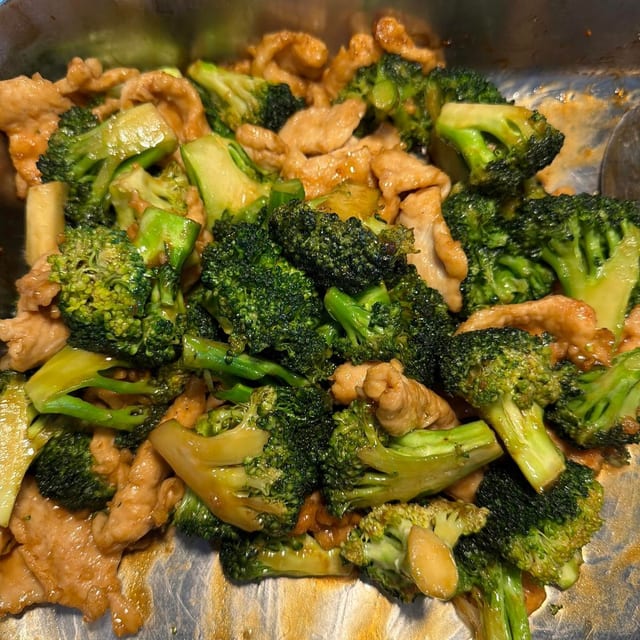 Chicken w/ Broccoli.